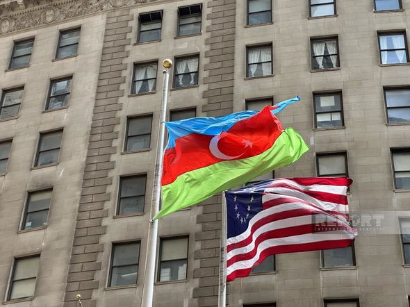 Nyu-Yorkun məşhur parkında Azərbaycan Bayrağı ucaldıldı