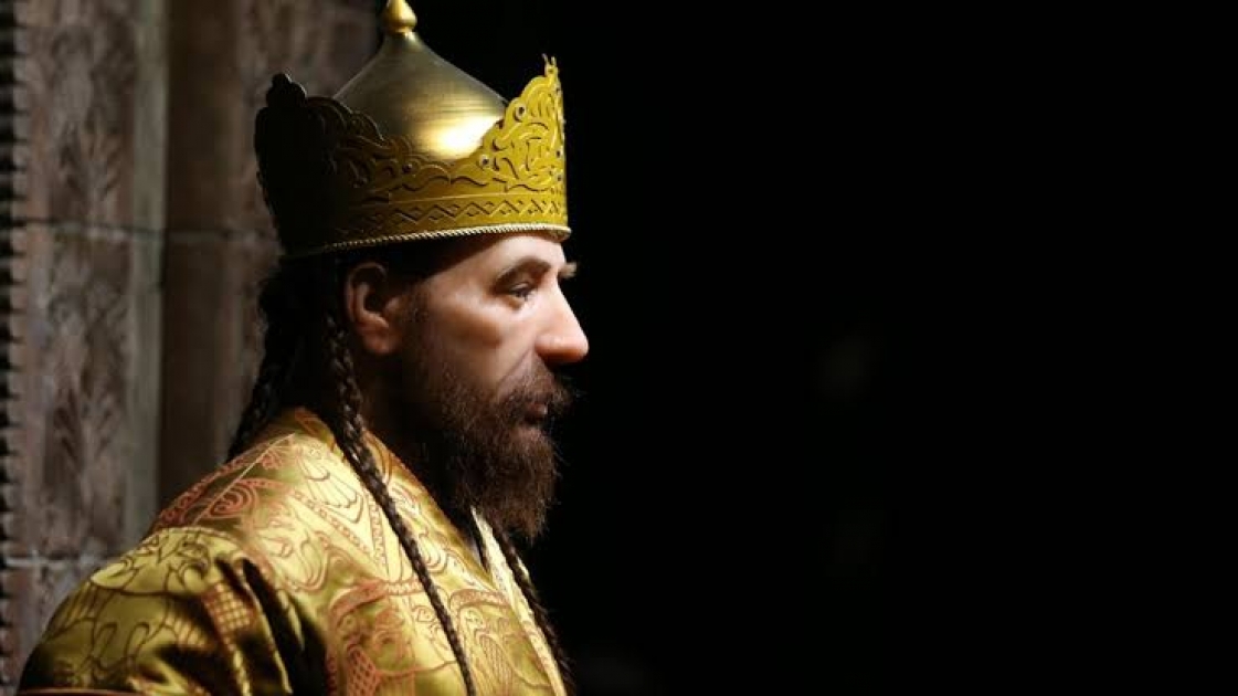 Sultanların 3D heykəlləri nümayiş olunur - FOTOLAR