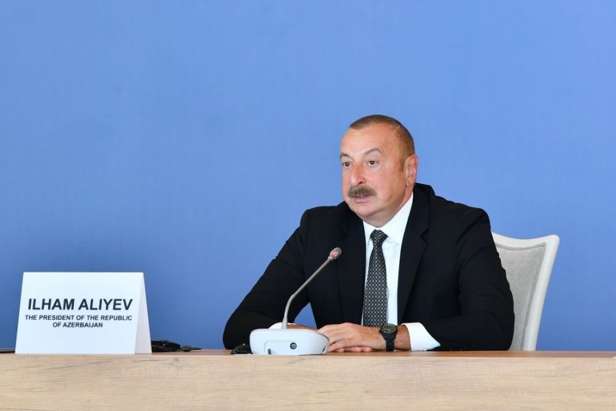 Prezident konfrans iştirakçılarına müraciət etdi