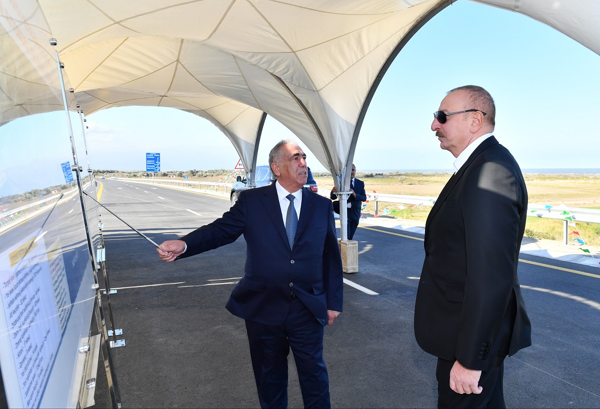 Prezident ödənişli yolun açılışında - FOTOLAR