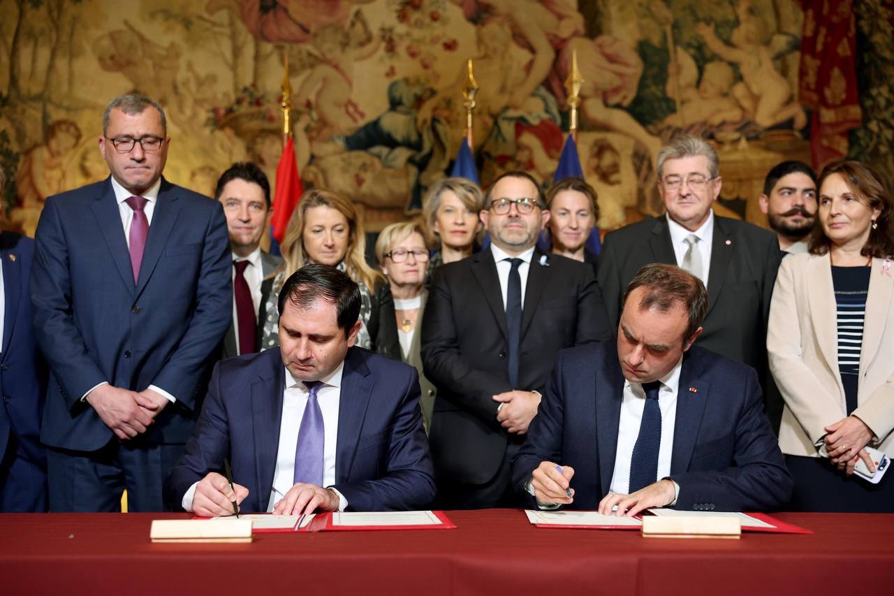 Fransa və Ermənistan arasında hərbi saziş imzalandı - FOTOLAR