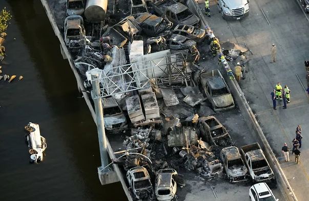 158 maşın toqquşdu - 7 nəfər həlak oldu