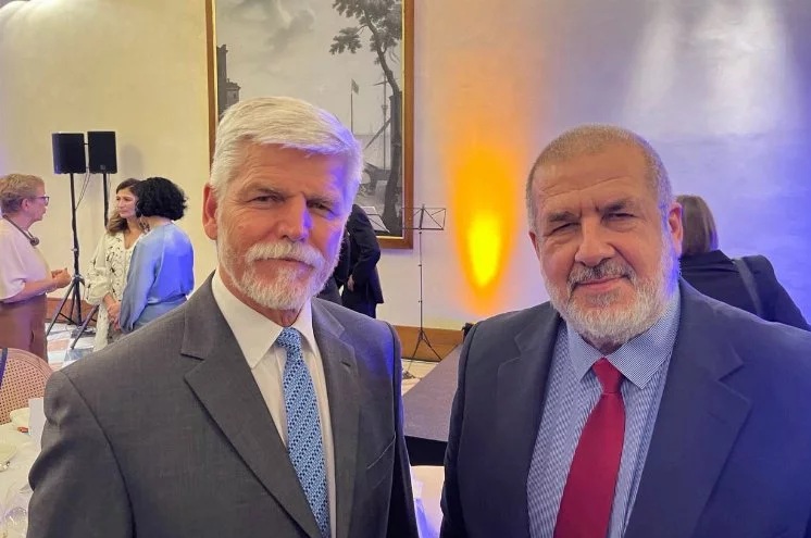 Krım Tatar Milli Məclisinin sədri Çexiya prezidenti ilə görüşdü