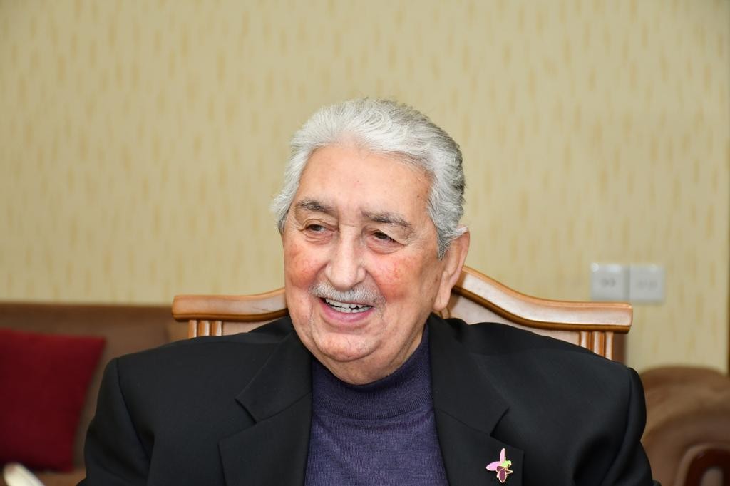 Arif Babayevə Prezidentin fəxri diplomu təqdim edildi - FOTOLAR
