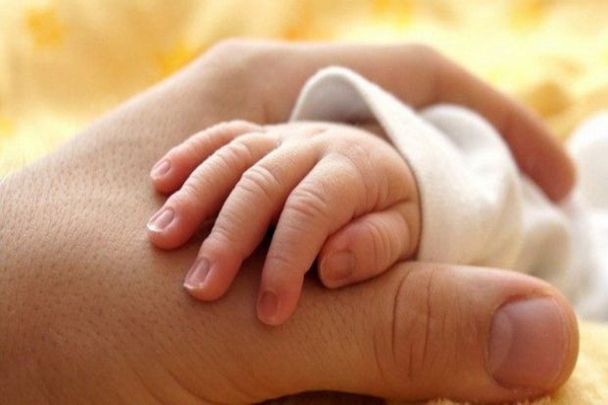 18 yaşına çatmayan qadınlar tərəfindən doğulan uşaqların SAYI
