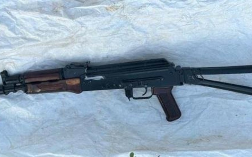 Məhkumun gizlətdiyi “Kalaşnikov” tapıldı