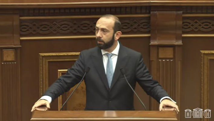 Regional kommunikasiyaların açılması sülhə töhfə verəcək - Mirzoyan