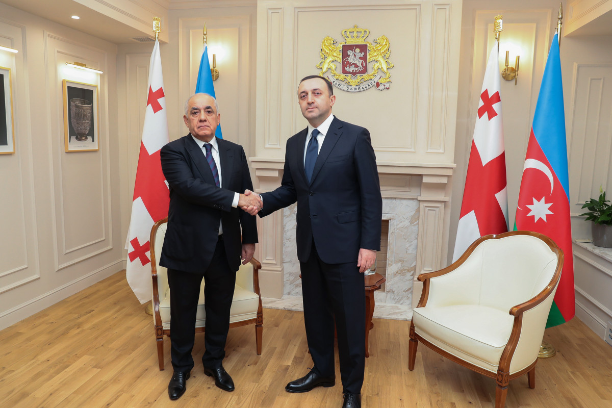 Əli Əsədov Qaribaşvili ilə nələrdən danışdı...