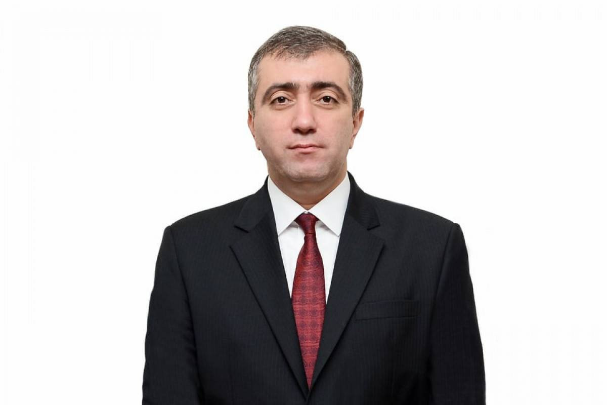 Prezident Dövlət Agentliyinin sədrini işdən çıxardı