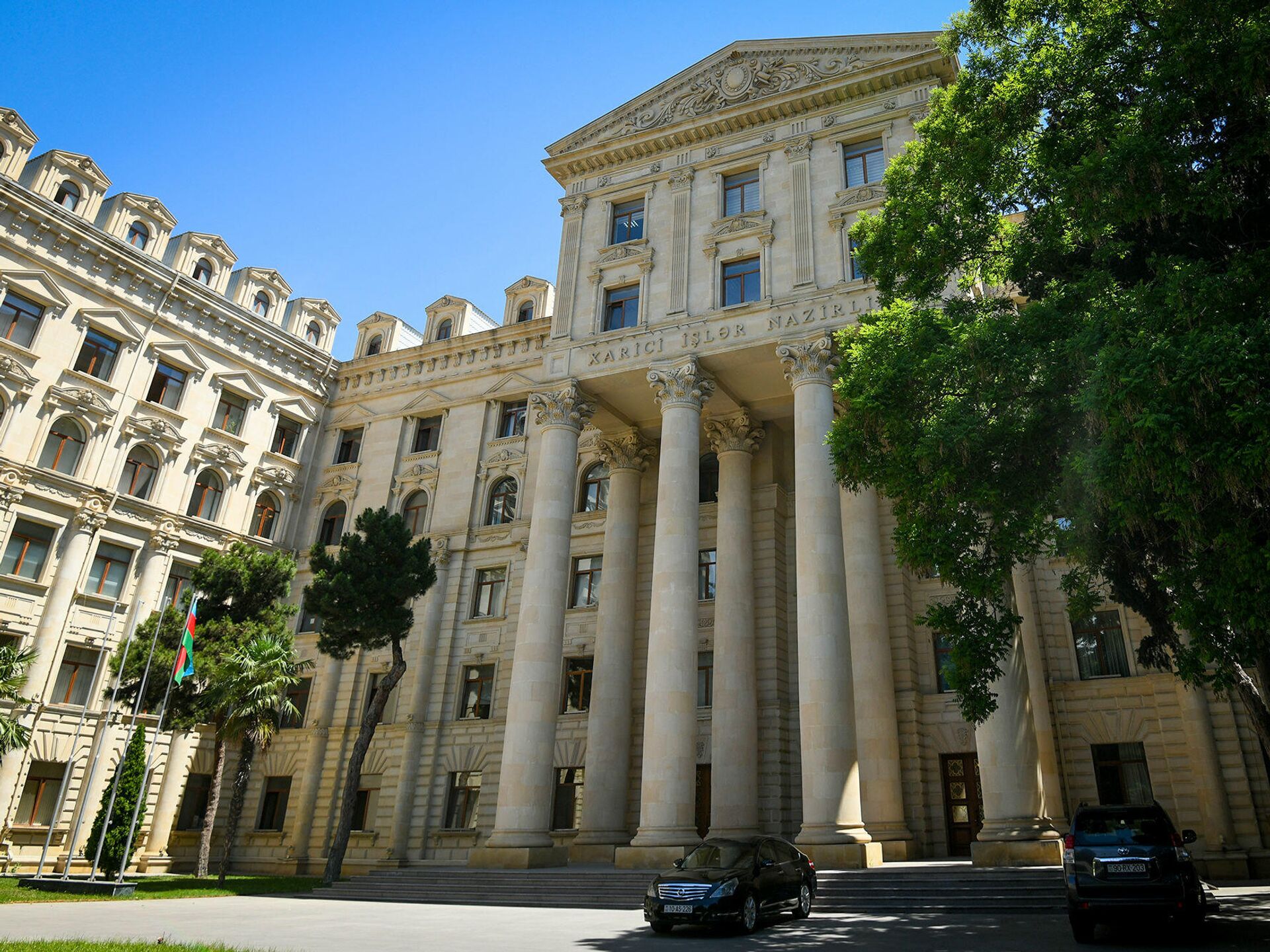 XİN Qazaxıstana başsağlığı verdi
