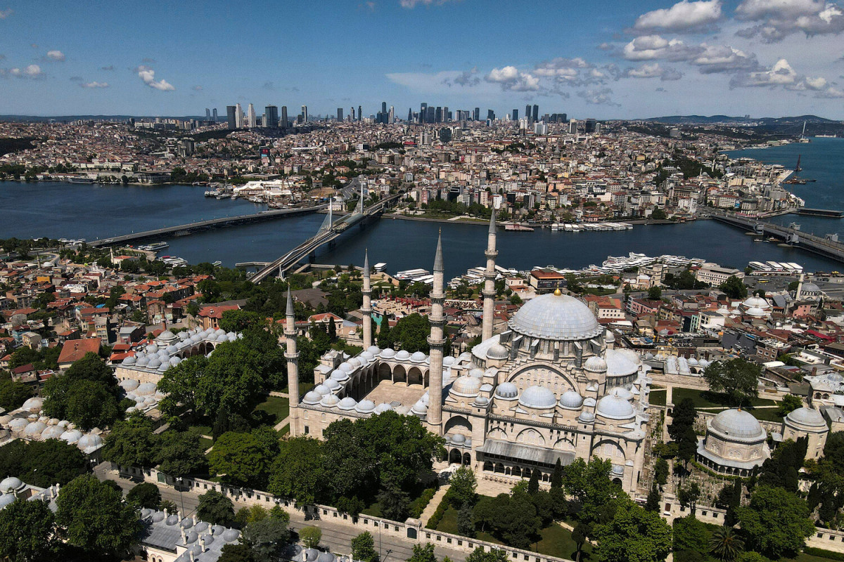 Türkiyədə yaşayış icazəsi üçün tələblər SƏRTLƏŞDİRİLDİ