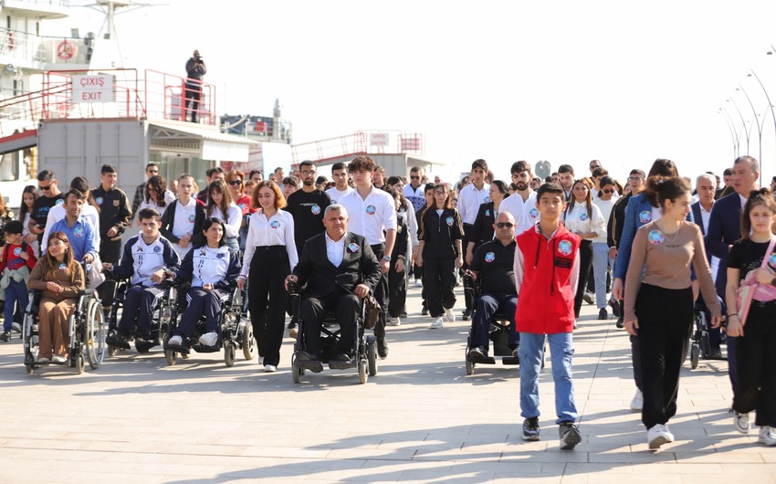 Bakıda “Güvən yürüşü”
