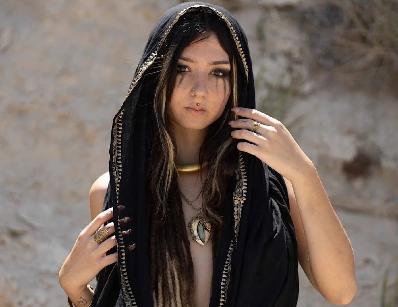 22 yaşlı alman qız HƏMAS əsirliyində həyatını itirib - Döyüblər...