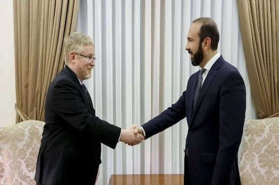 Kanadanın İrəvandakı səfiri Azərbaycanla bağlı sanksiyalara qarşı ÇIXDI