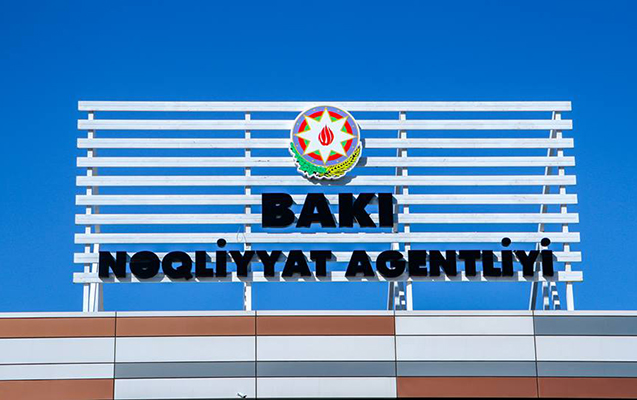 Rüşvətə görə tutulan BNA əməkdaşları hakim qarşısına çıxarılır