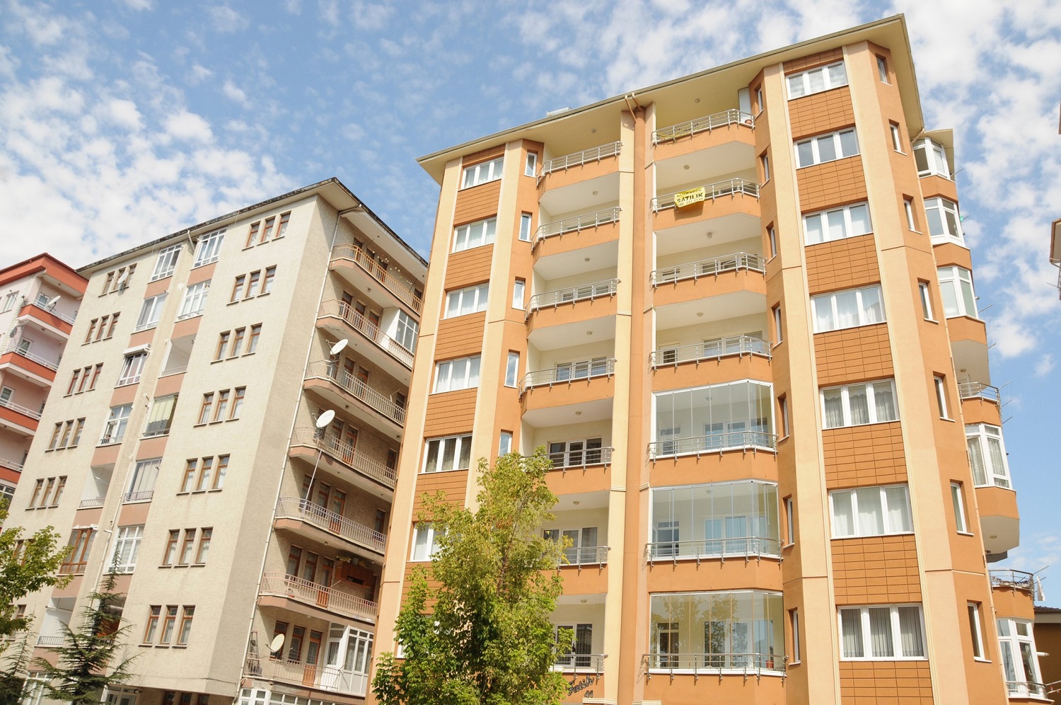 Sənədsiz evlərlə bağlı SƏRT QAYDALAR: Tikililərin sayı azalacaq