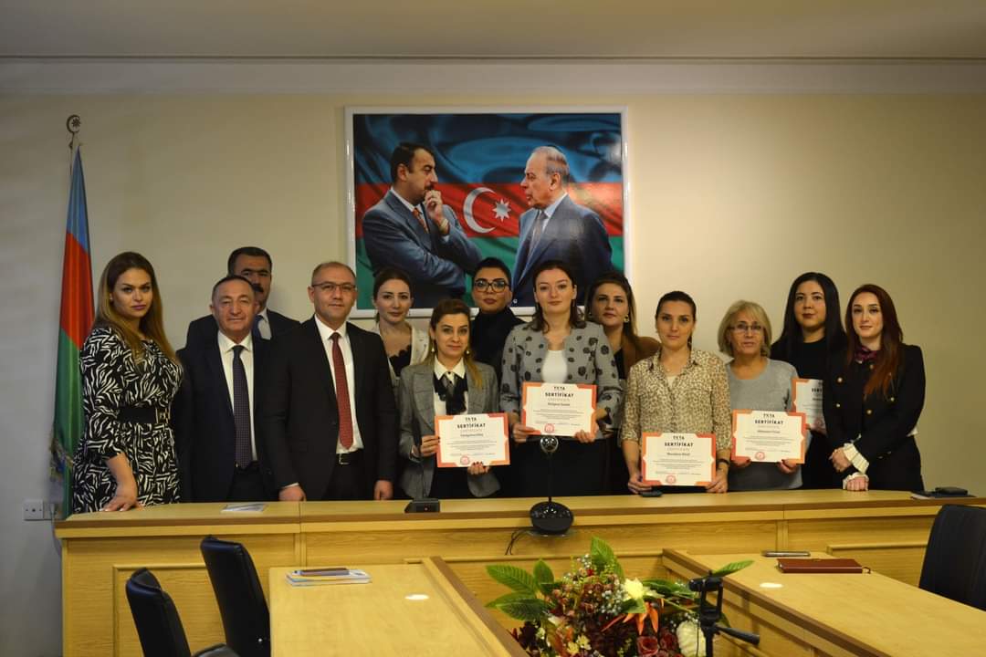 “Beynəlxalq təcrübədə tyutorluq” təliminin mükafatlandırma mərasimi  - FOTO