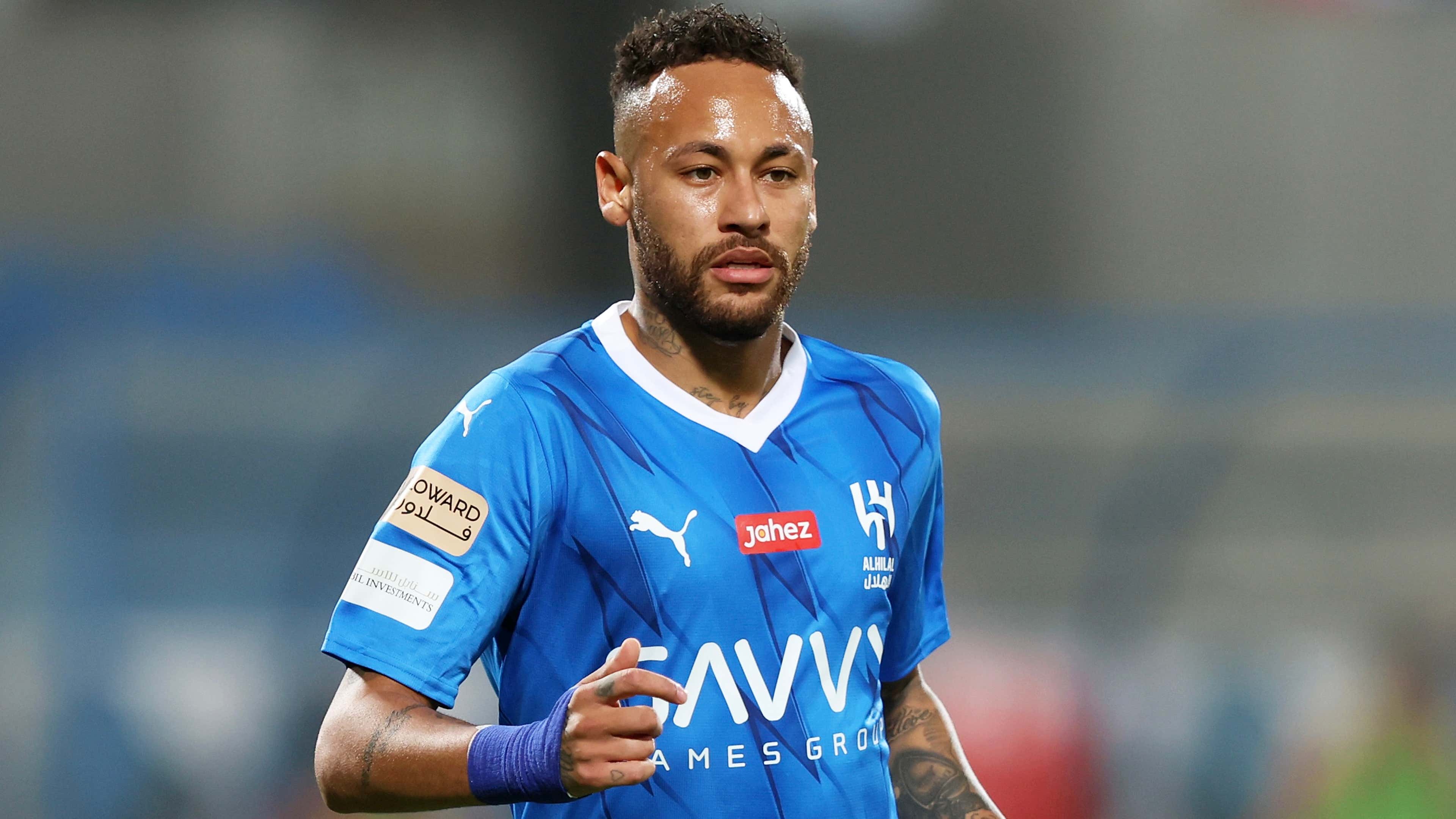 Neymar 10 ay meydandan uzaq qalacaq 