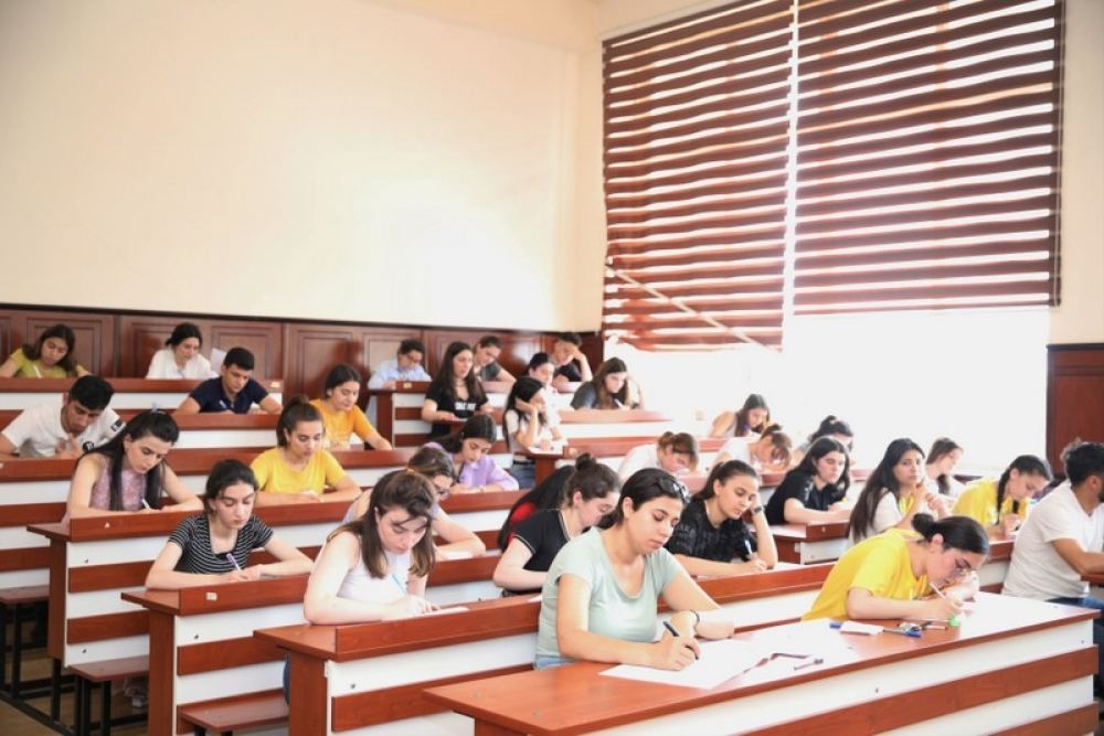 Akkreditasiyadan keçməyən 3 universitetin fəaliyyəti yenidən YOXLANILACAQ