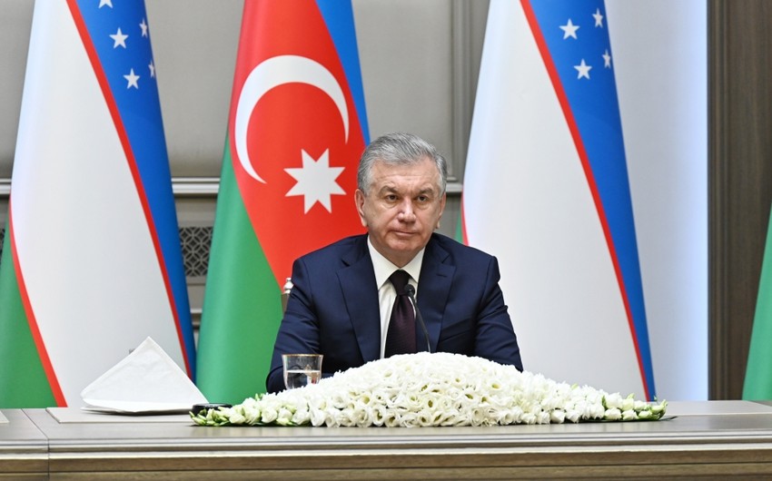 Mirziyoyevdən İlham Əliyevə TƏBRİK