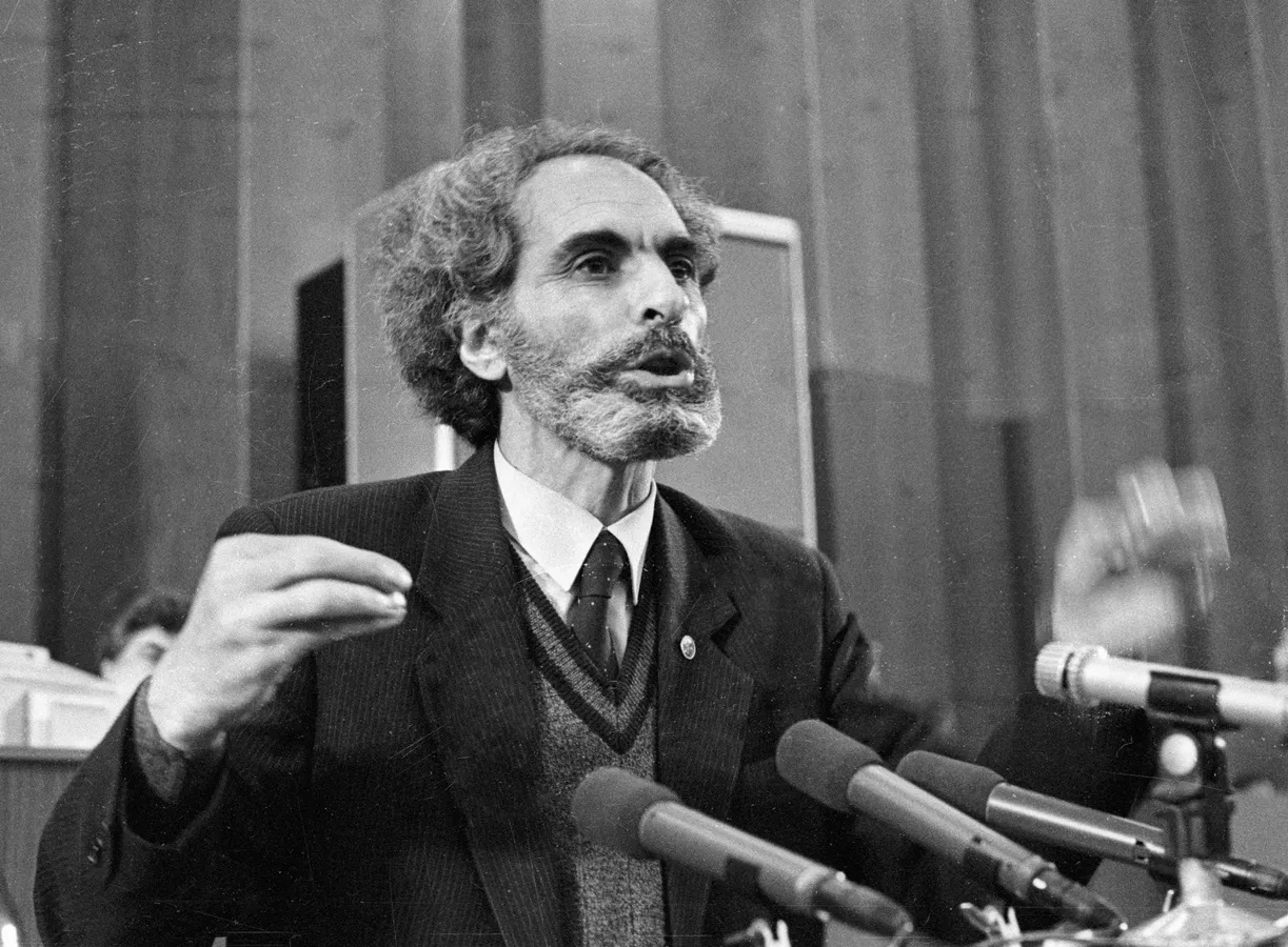 Elçibəyə etimad referendumunun nəticələrini o səsləndirmişdi - Nadir görüntülər
