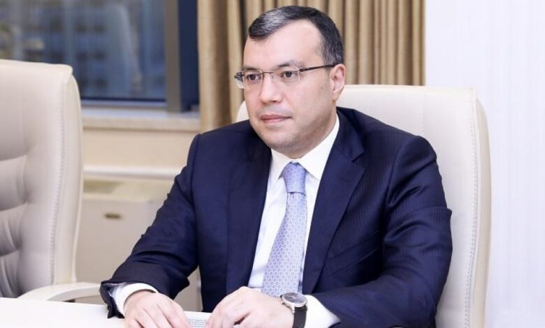 Orta aylıq əməkhaqqı nə qədər artıb? - Nazirdən AÇIQLAMA
