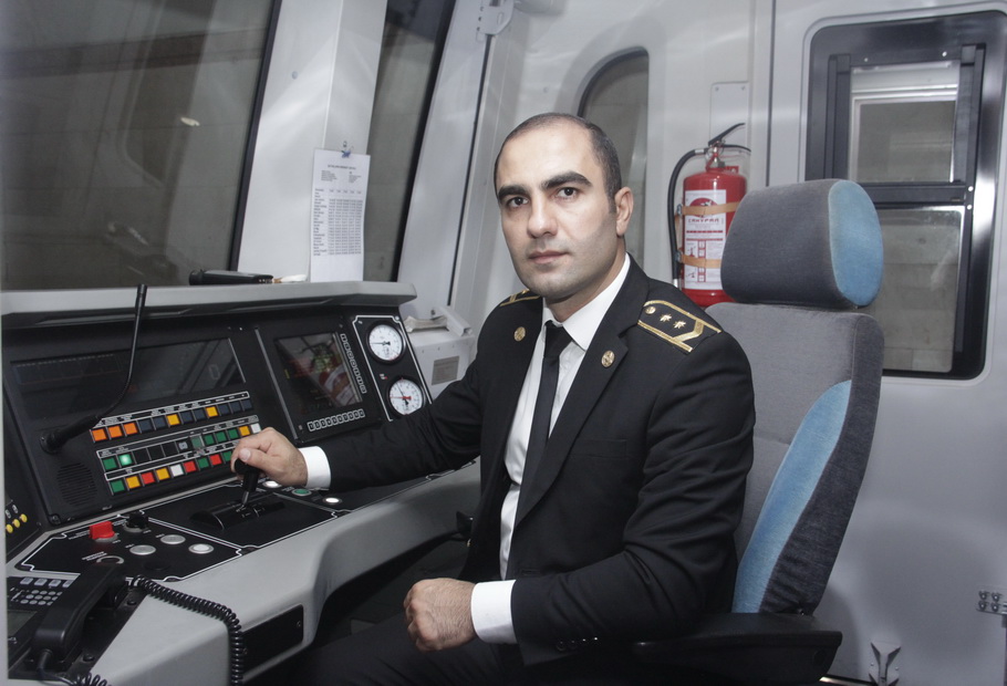 Metroda “İlin ən yaxşı maşinisti” seçildi