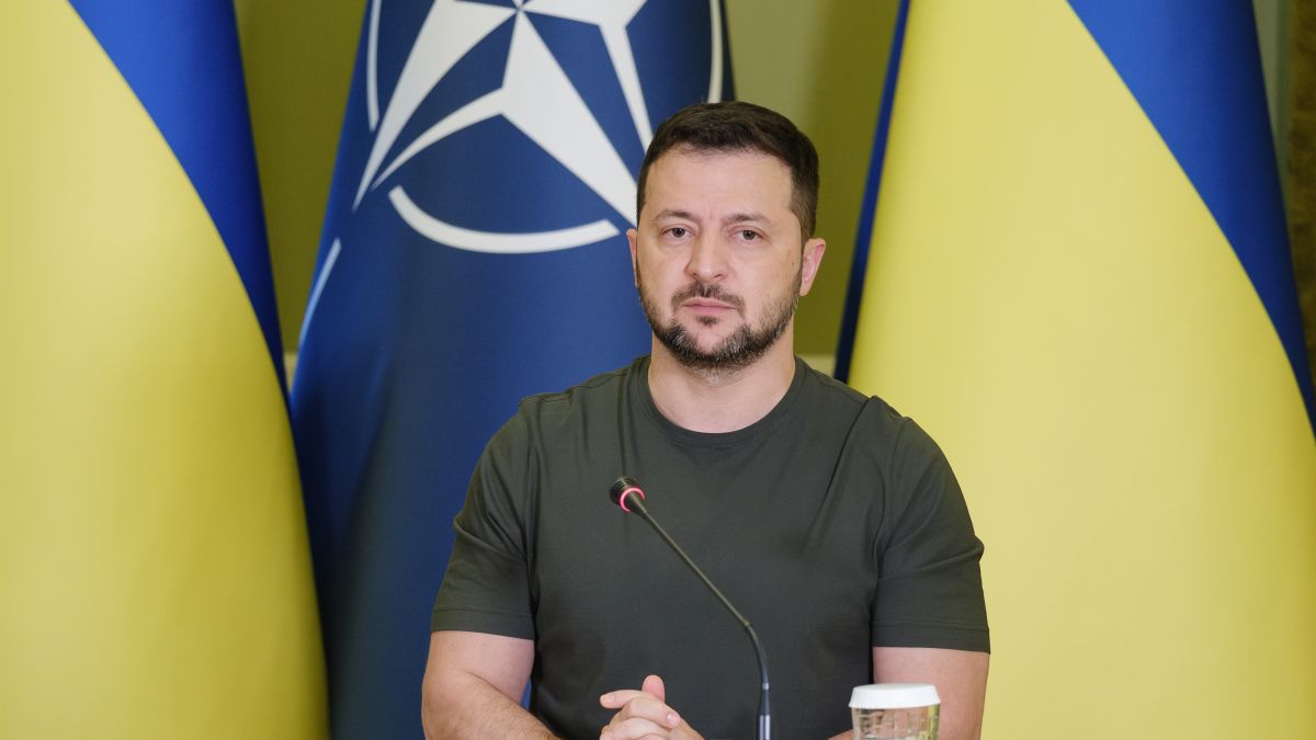 Zelenski Baş Qərargah rəisinin fikri ilə razılaşmır