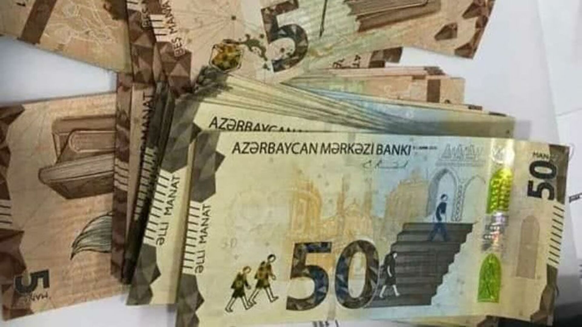 Gələn ilin büdcəsində hansı yeniliklər var... - Deputat və ekspert fərqli fikirdədir