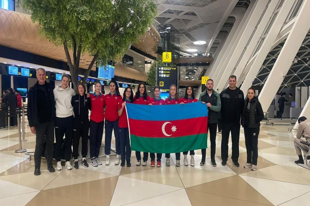 Qadın basketbolçularımız Litvaya yola düşdü