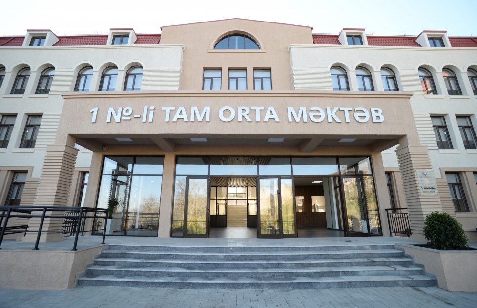 Şuşa məktəbindən FOTOLAR