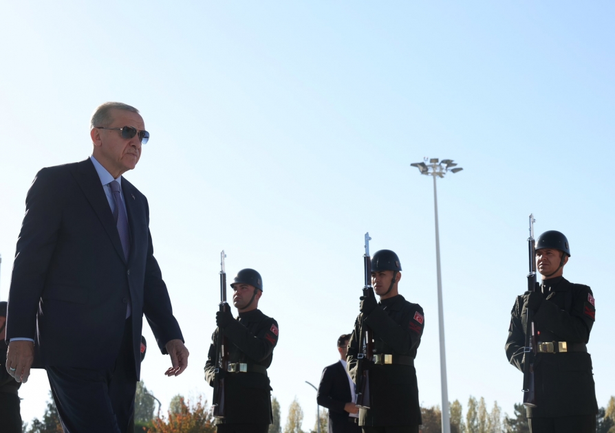 Ərdoğan xanımı ilə Özbəkistana getdi - FOTO