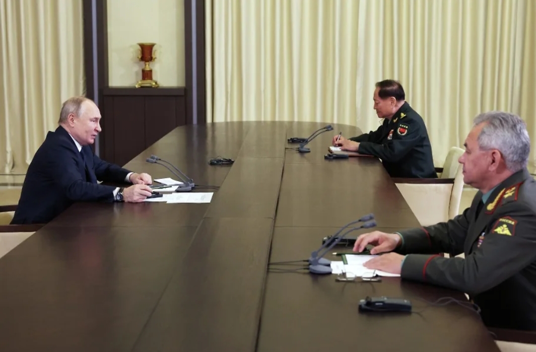 NATO Asiyaya daxil olmağa çalışır - PUTİN