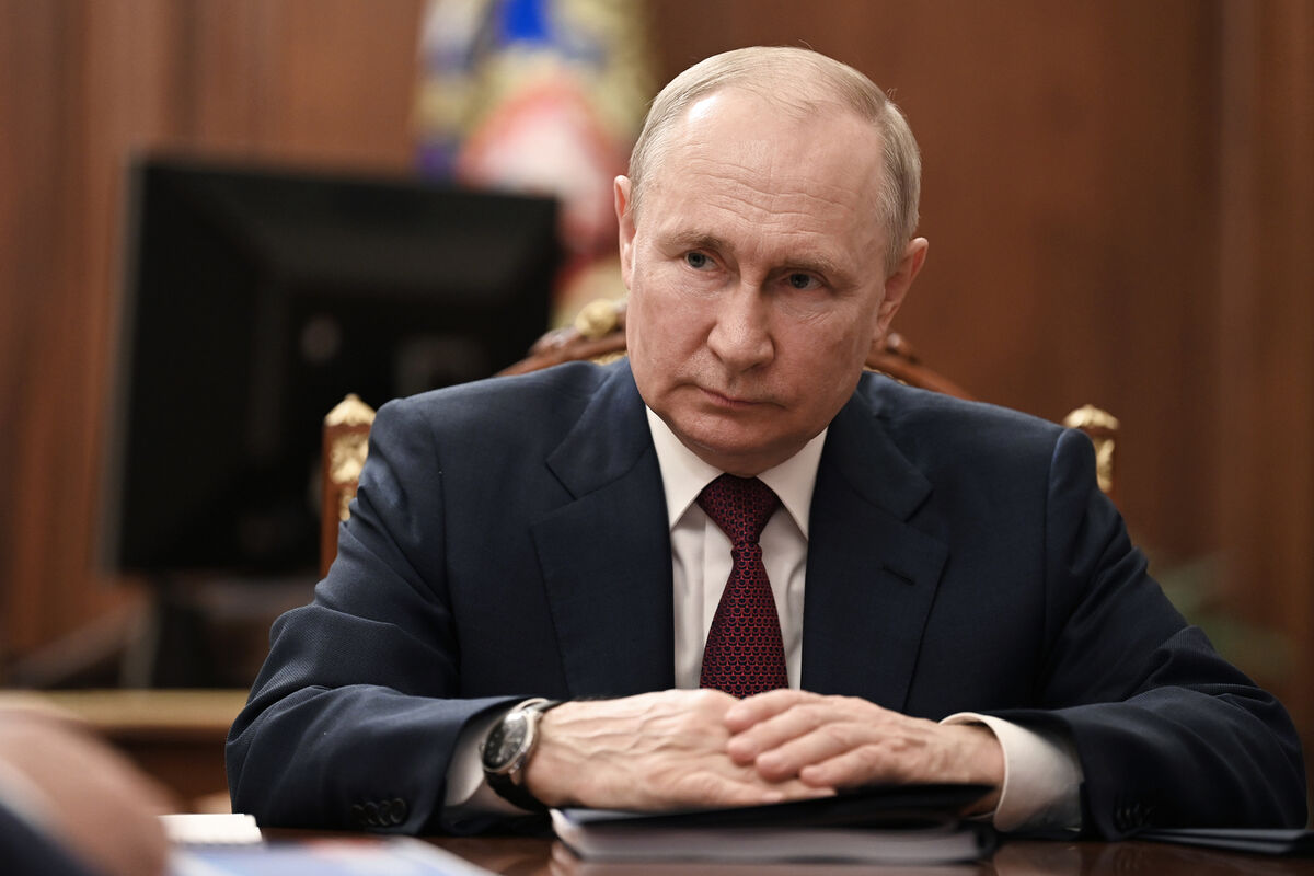 Putin Təhlükəsizlik Şurasını topladı