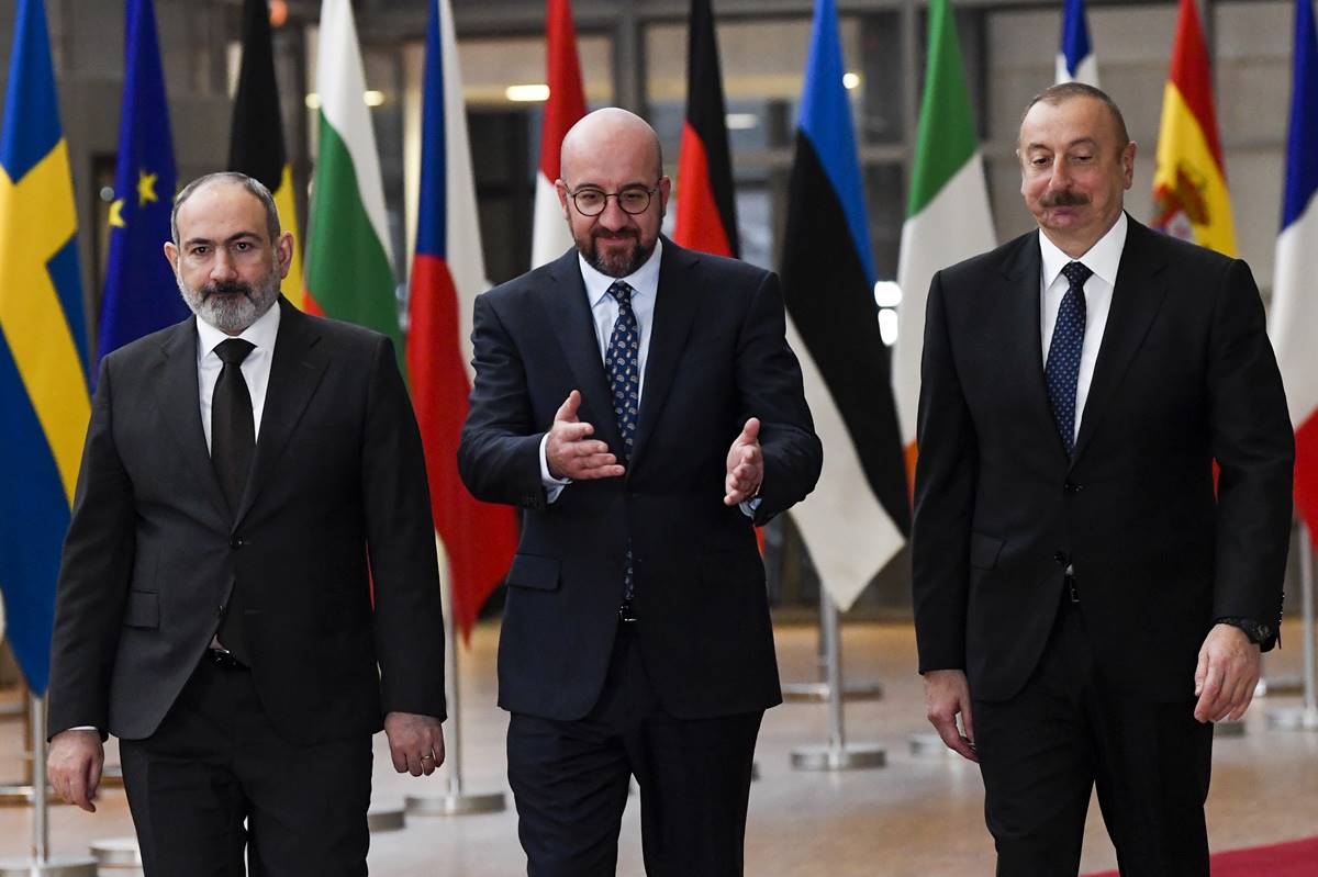 Brüssel gələn ay üçtərəfli görüşə hazırlaşır - Gündəmdə Zəngəzur dəhlizi var