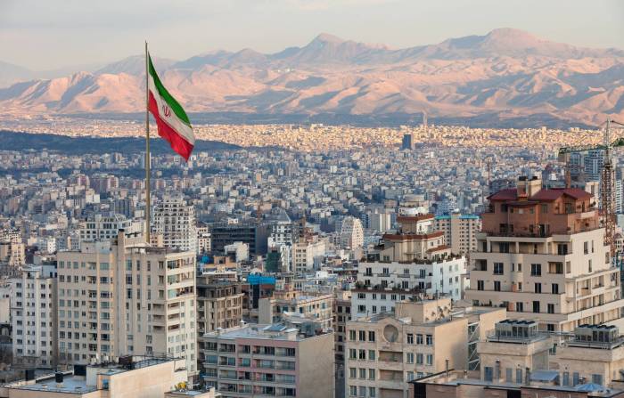 Cənub qonşumuzun ikibaşlı siyasəti: Tehran Azərbaycana qarşı səmimi deyil