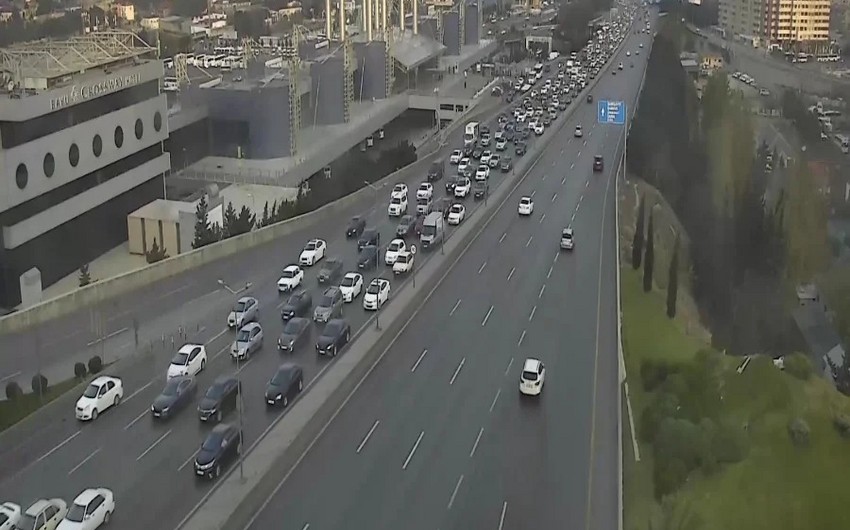 Hazırda tıxac olan yolların SİYAHISI