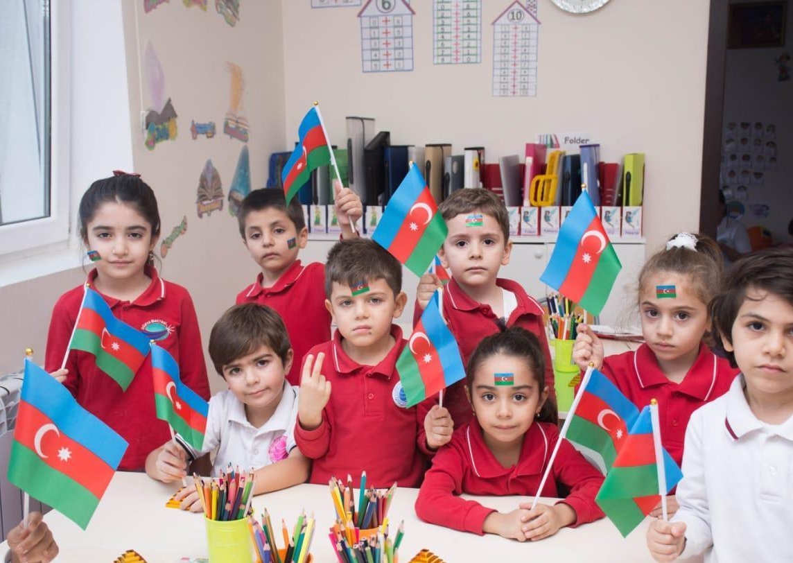 Komitə sədrindən mühüm TƏKLİF: 3-cü uşaq siyasətini stimullaşdırmalıyıq