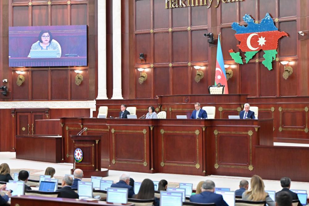 Deputatlar gələn ilin büdcəsini üçüncü dəfə müzakirə edir