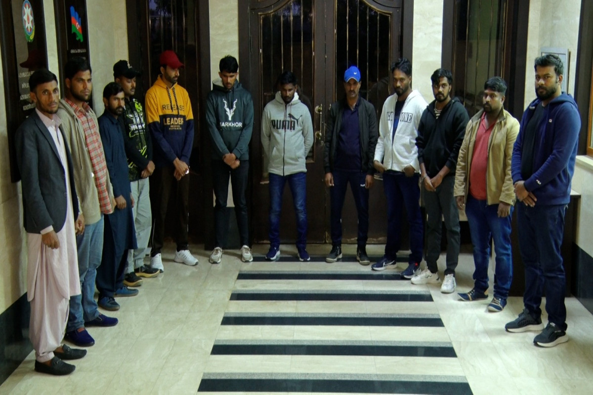 Bakıda qanunsuz yaşayan 12 xarici vətəndaş saxlanıldı - VİDEO