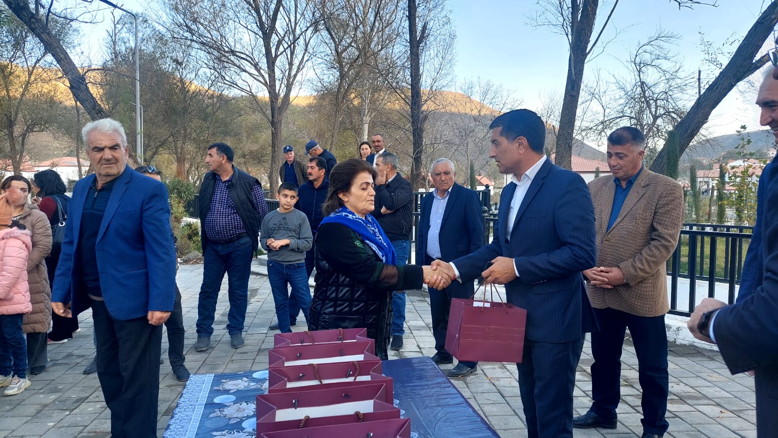 Zabuxa köçənlərə mənzillərinin açarları verildi - FOTOLAR