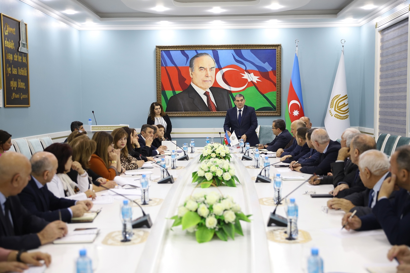 Gəncə Dövlət Universitetində təlim keçirilib - FOTO