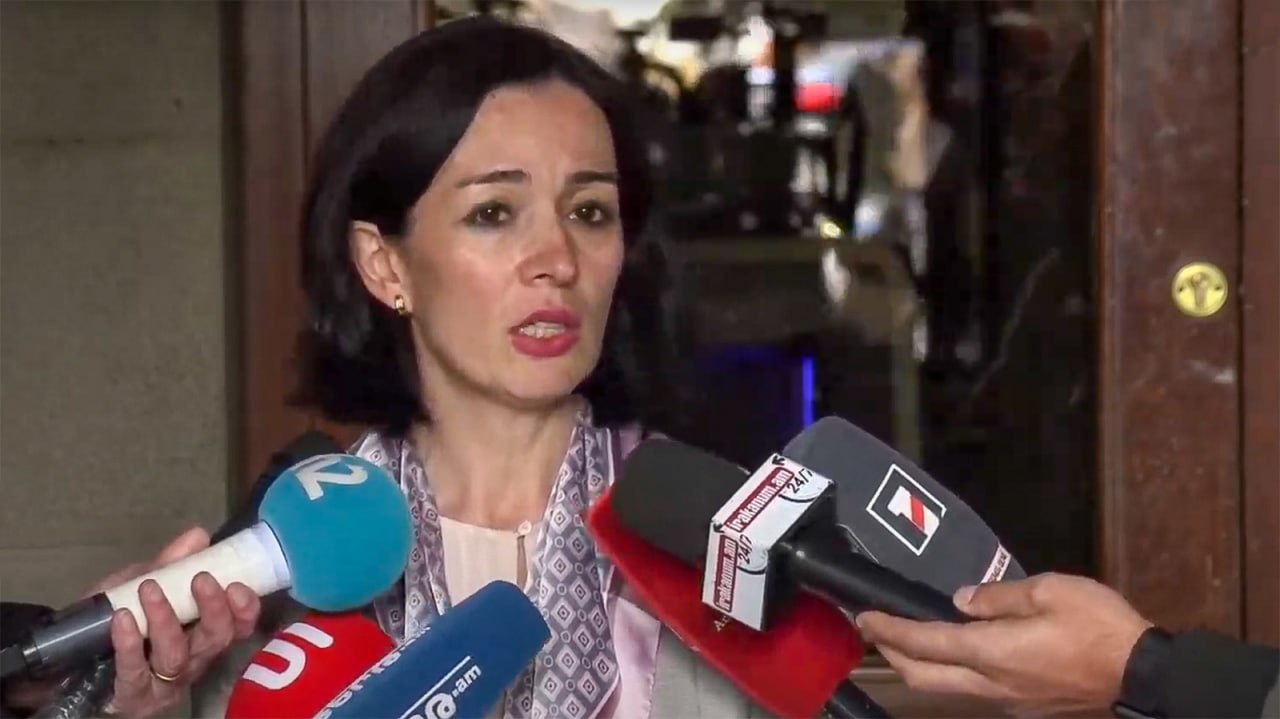 Nazir universitetdəki yanğından danışdı - Rektor işdən çıxarılacaq?