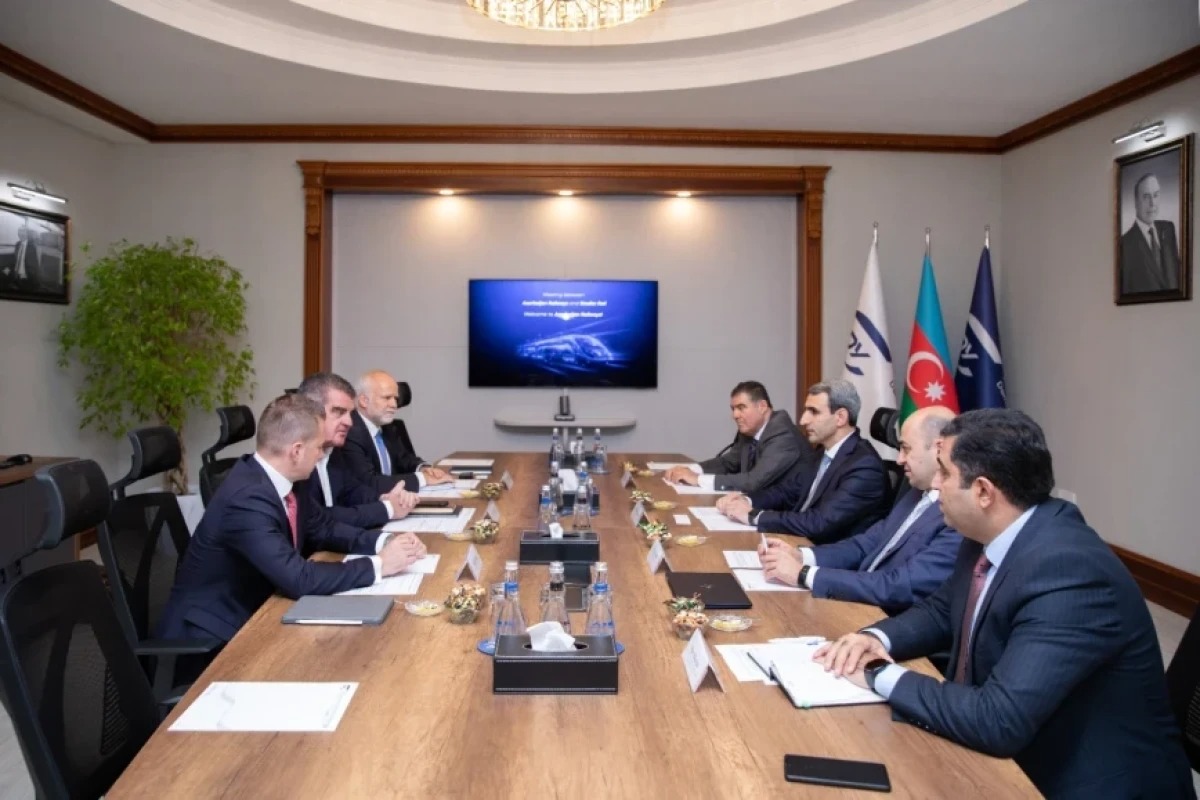 ADY ilə “Stadler” şirkəti arasında Regional Servis Mərkəzinin inşası müzakirə edildi