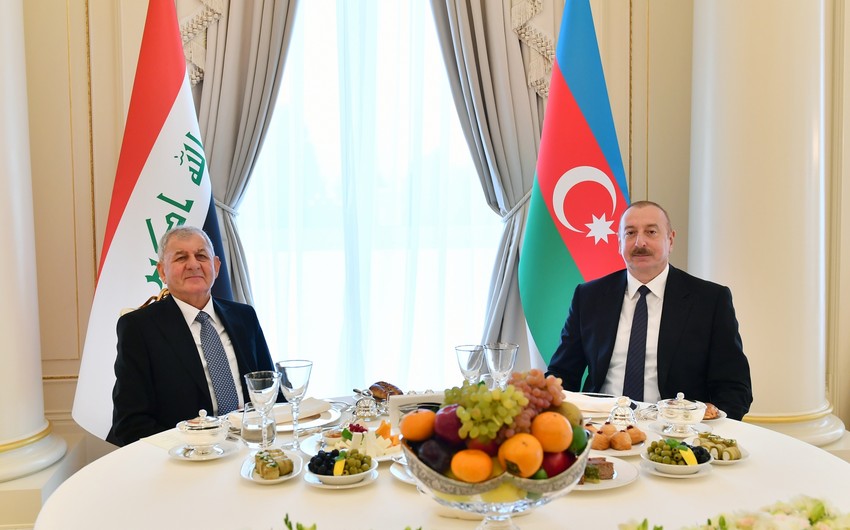 İraq Prezidentinin şərəfinə rəsmi nahar verildi
