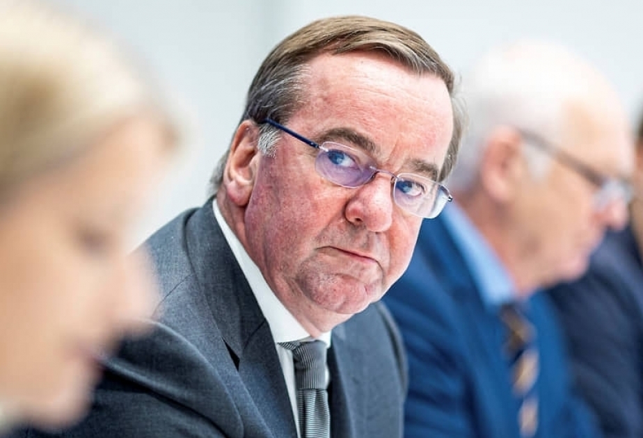 Müdafiə naziri Kiyevdədir