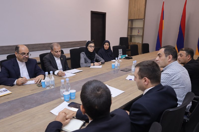 İran və Ermənistan arasında əməkdaşlıq müzakirələri