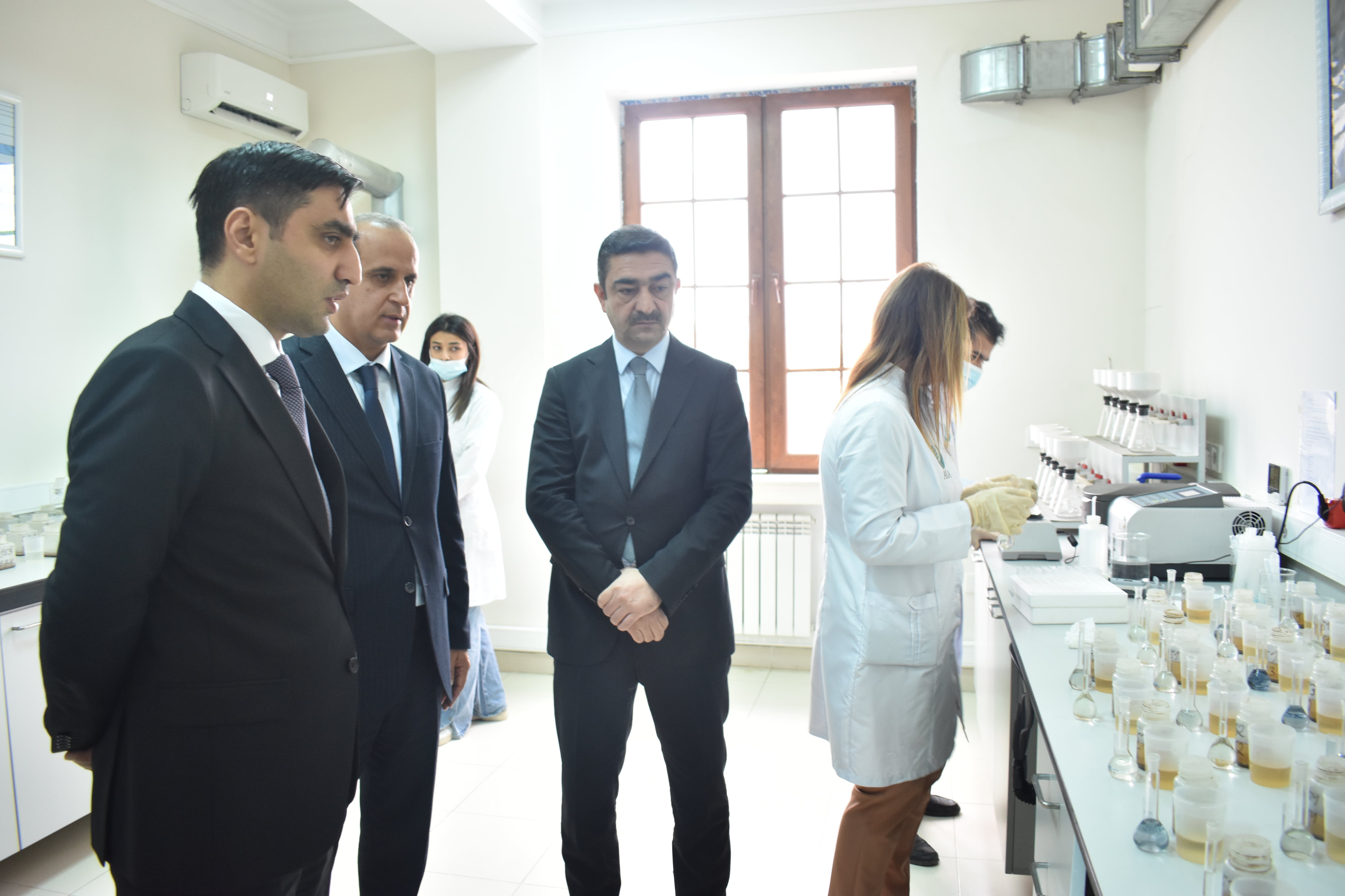 Agentlik sədri qurumların fəaliyyətini yoxladı - FOTO