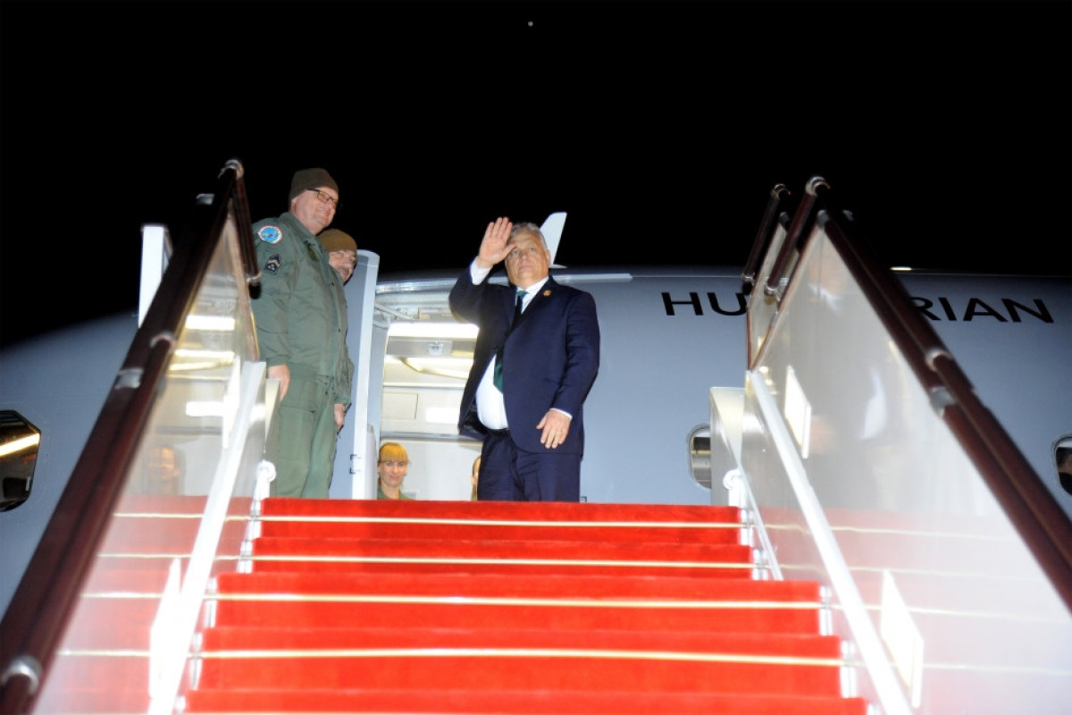 Orbanın Bakı səfəri başa çatdı - FOTO