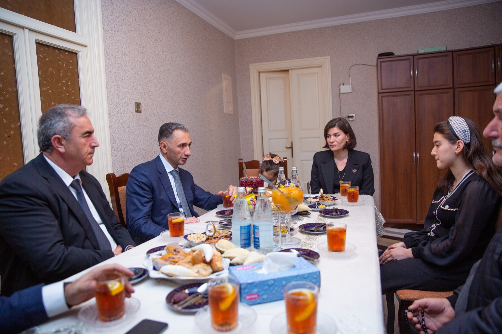 Nazir Salyanda şəhid ailəsini ziyarət edib - FOTO